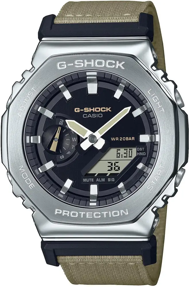 Часы Casio GM-2100C-5AER G-Shock. Серебристый