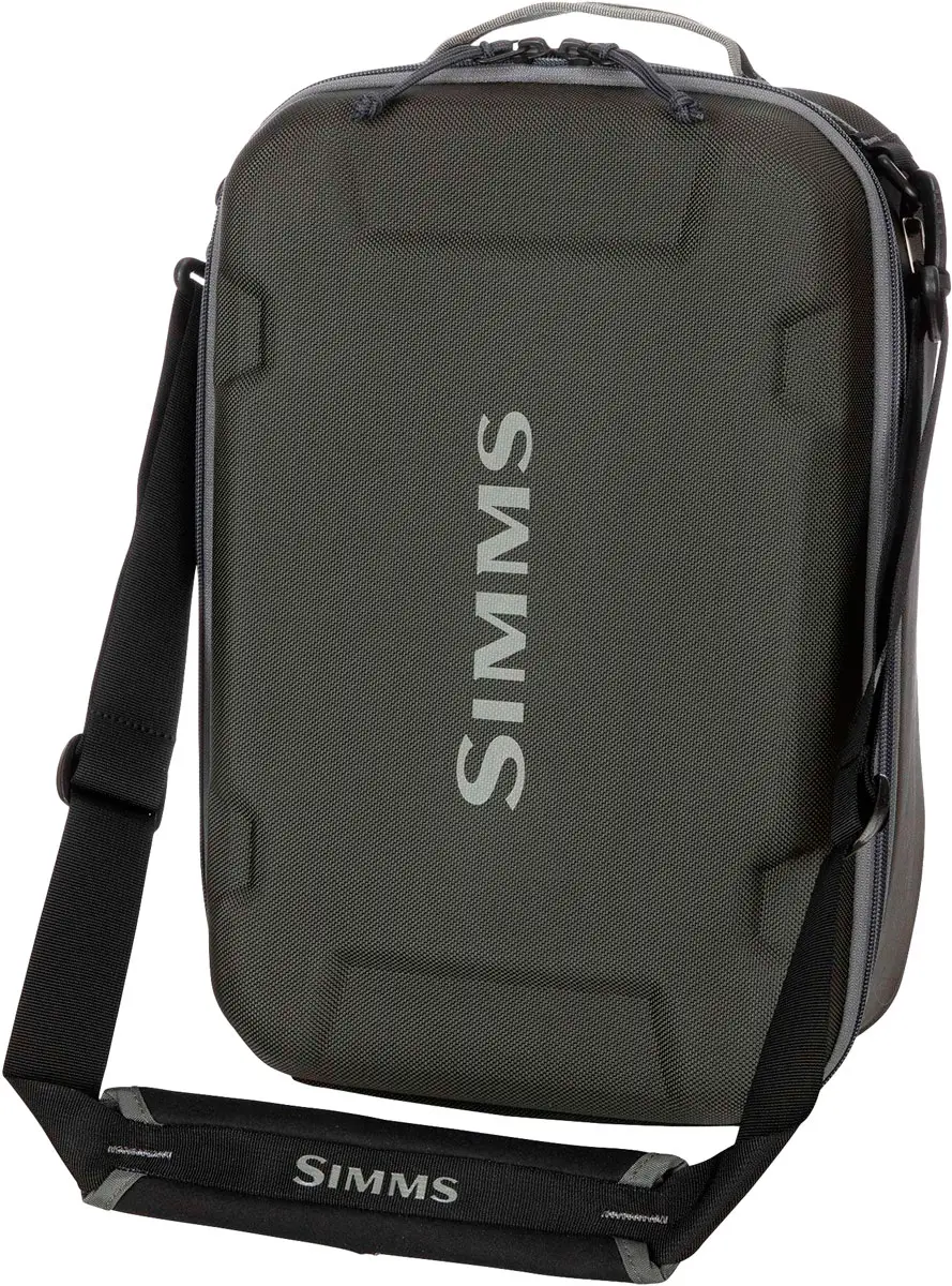 Сумка Simms GTS Reel Vault 14.5 Carbon