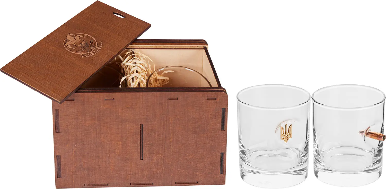 Набор посуды GUN&FUN з 2 стаканов для виски тризуб и пуля